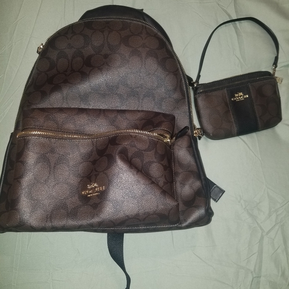 Coach backpack & wristlet - Picture 5 of 12